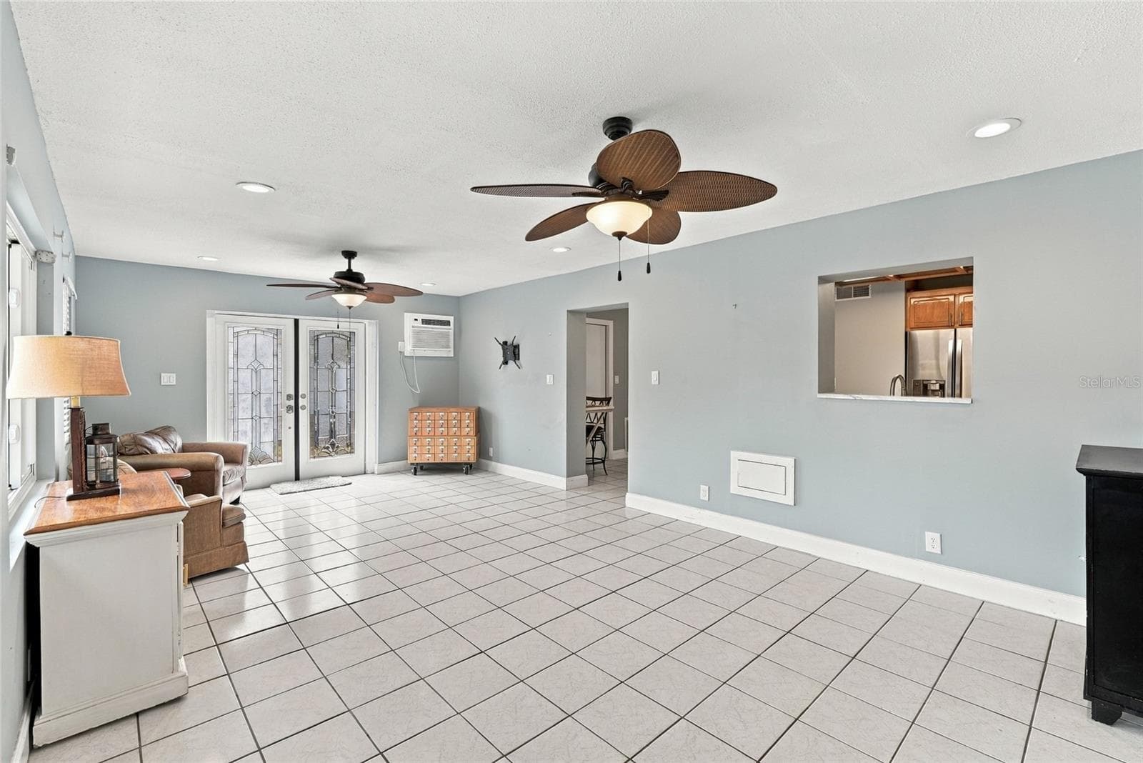 Single Family Residence at 9727 GROVELAND ST, SEMINOLE, photo 14 of 44