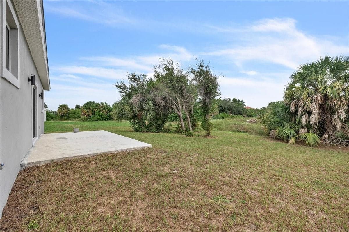 Single Family Residence at 14150 APPLETON BLVD, PORT CHARLOTTE, photo 32 of 39