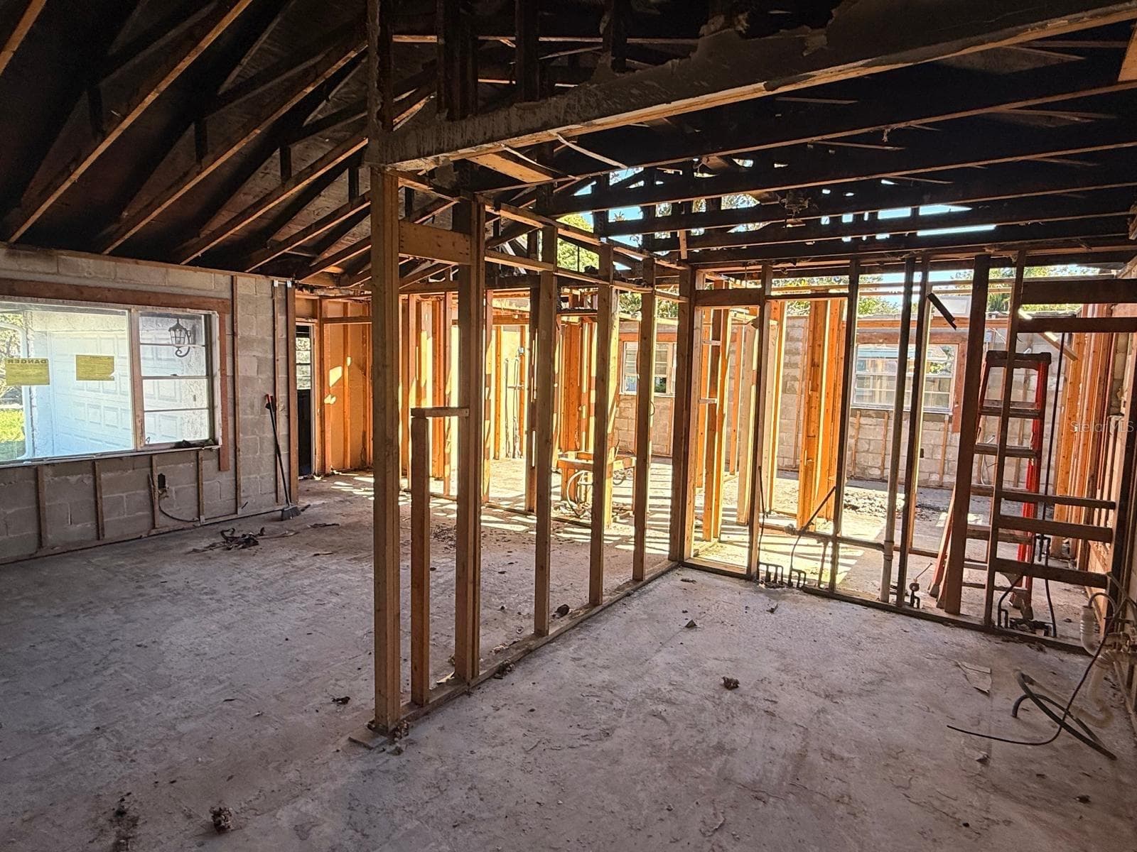Single Family Residence at 3171 W WINDCHIME CIR, APOPKA, photo 8 of 9
