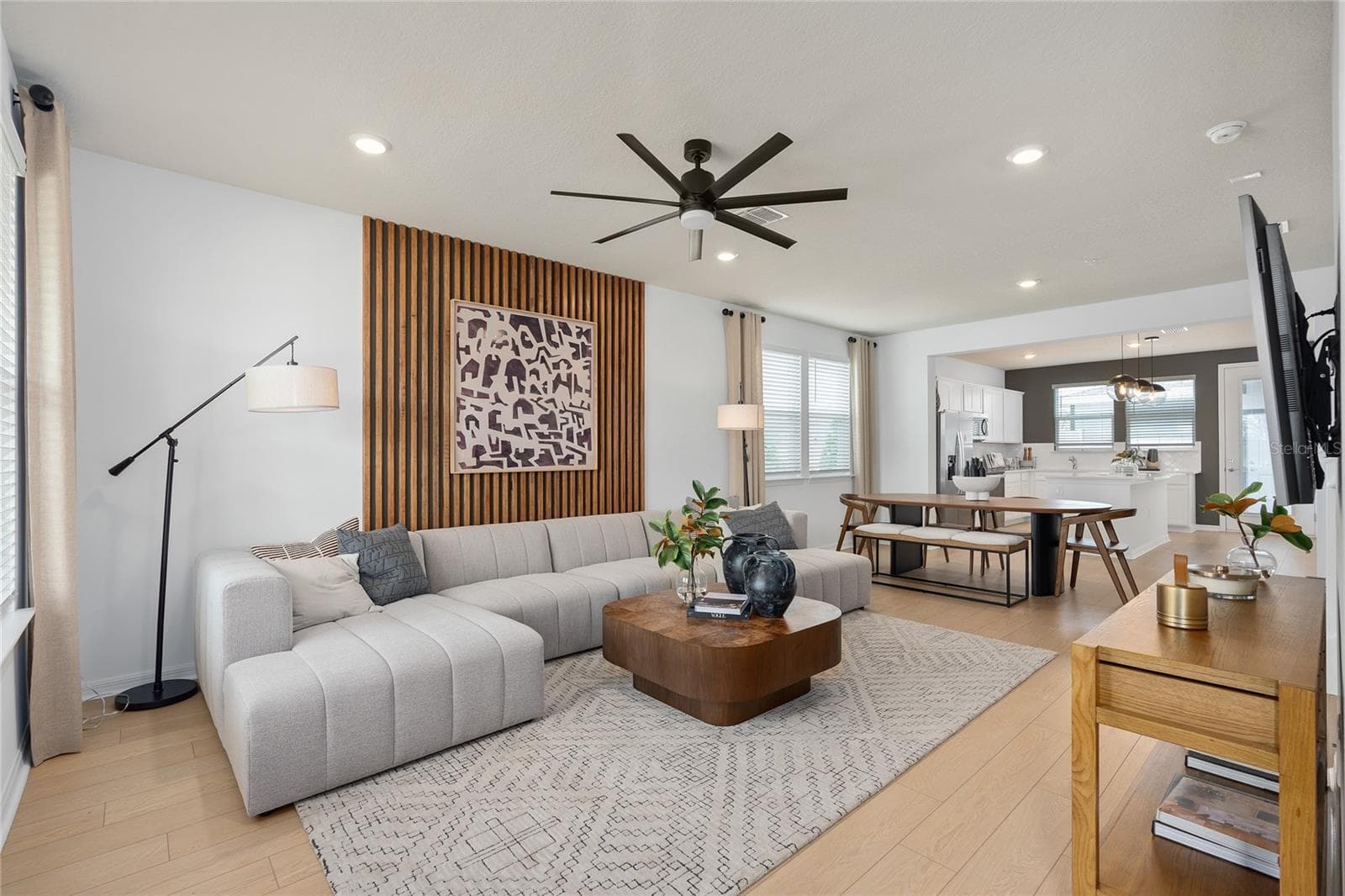 Model Home Design Only. Pictures and furnishings are for illustrative purposes only. Elevations, colors and options may vary. Furniture is for model home staging only. - 4556 ORCHARD VIEW ALY, CLERMONT