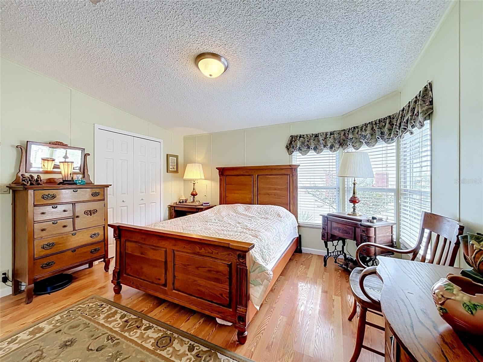 Primary bedroom suite overlooks the front of the property - 218 COVENT GARDEN AVE, DAVENPORT