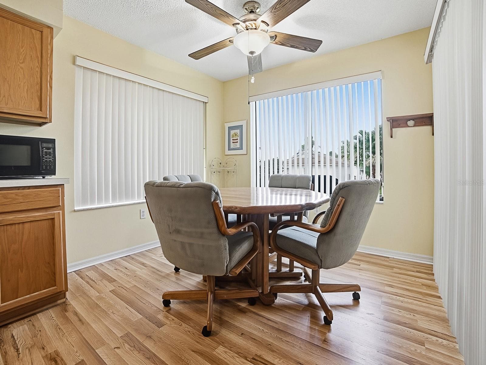 EAT IN AREA - 647 TIMBERCREST DR, LEESBURG