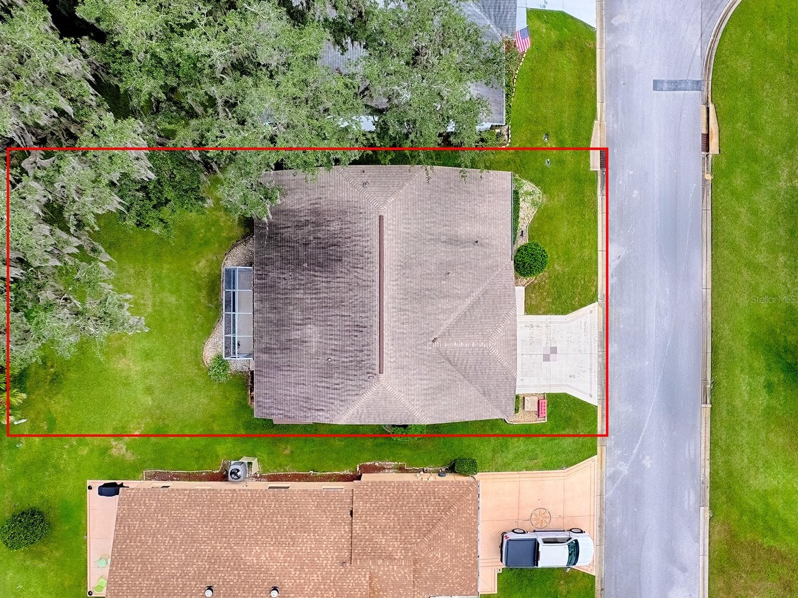 NEW ROOF 2022 - 647 TIMBERCREST DR, LEESBURG