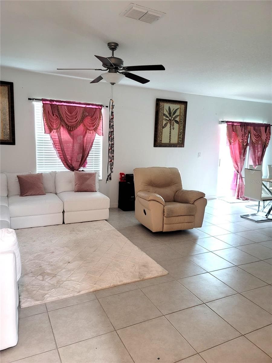 Single Family Residence at 1821 YELLOW TRL, LAKELAND, photo 4 of 30