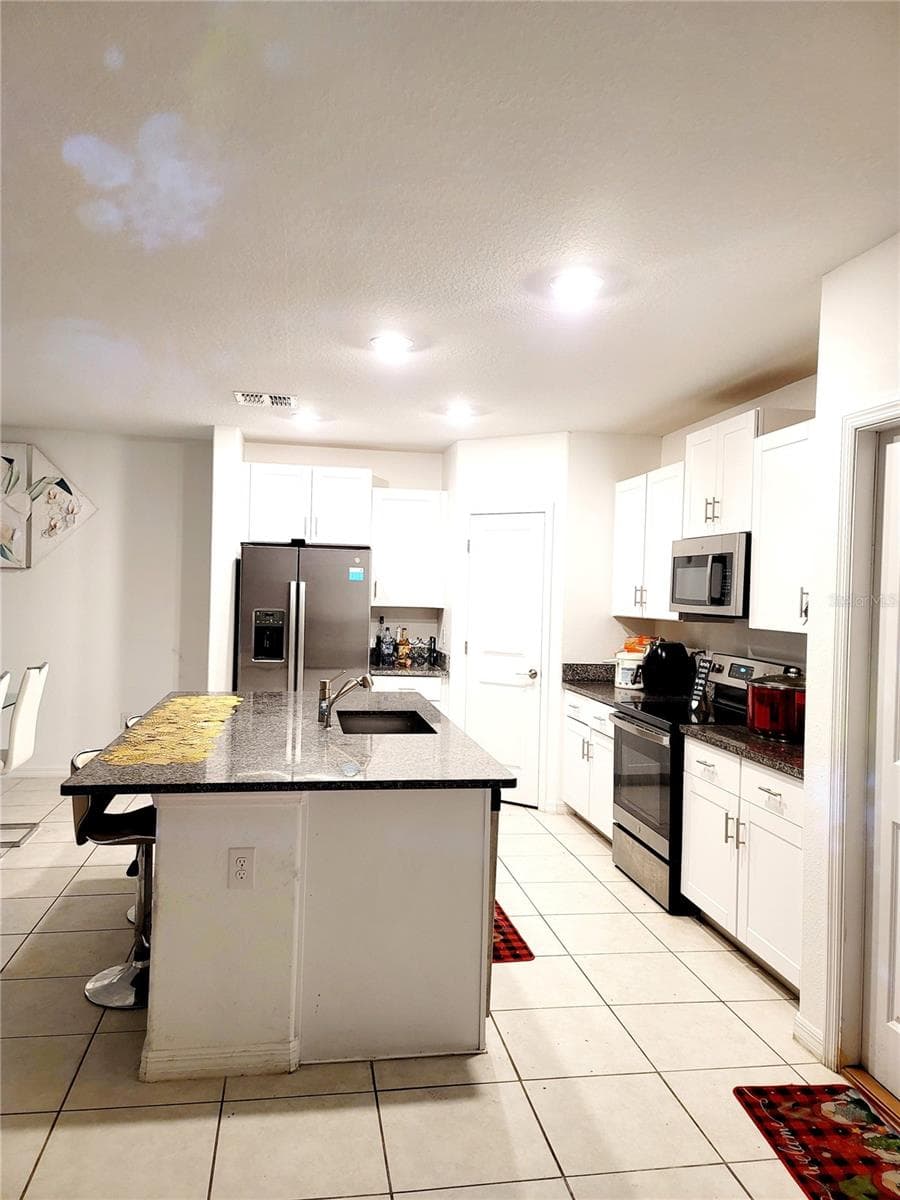 Single Family Residence at 1821 YELLOW TRL, LAKELAND, photo 11 of 30