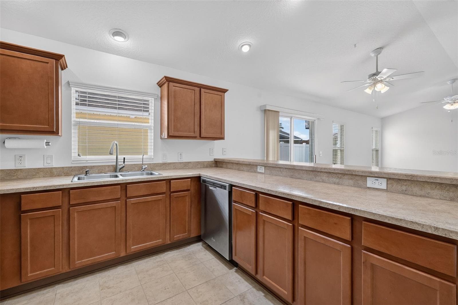 Kitchen - 3056 EASTWOOD TER, THE VILLAGES