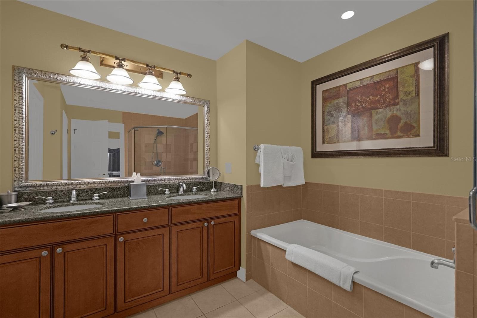 Master bathroom - 7608 CABANA CT #303, REUNION