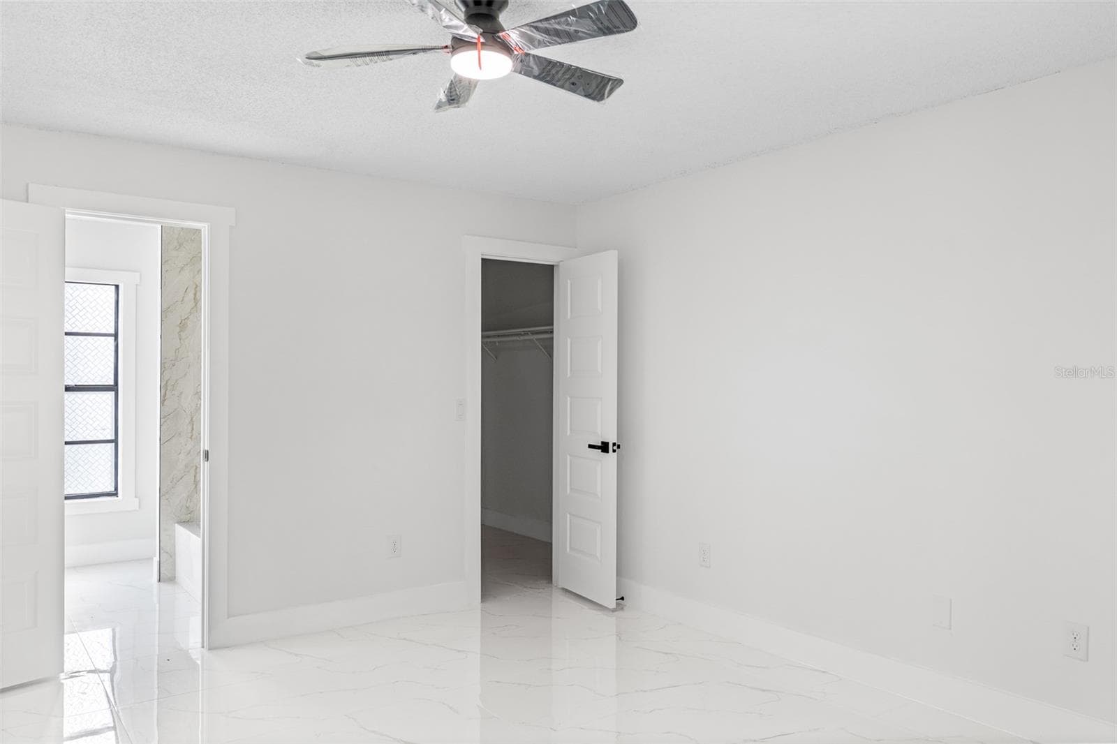 Single Family Residence at 7131 HOLLOWELL DR, TAMPA, photo 16 of 47