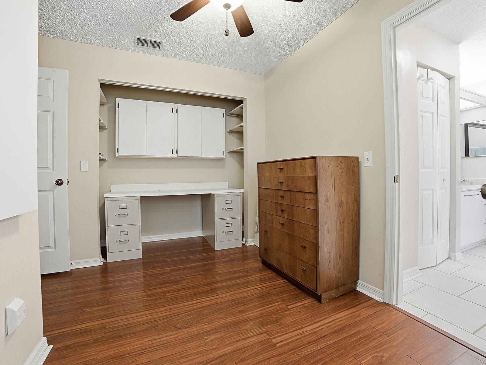 SHELVING FOR OFFICE OR CRAFT ROOM - 32543 OAK PARK DR, LEESBURG