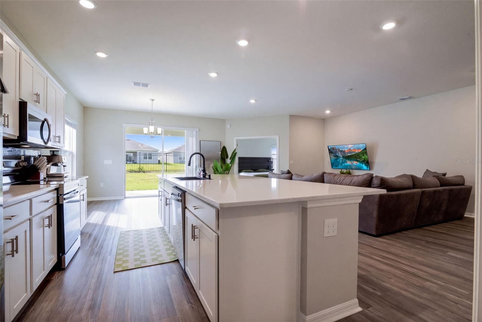 Single Family Residence at 1104 MOUNTAIN FLOWER LANE,, DAVENPORT, photo 10 of 45