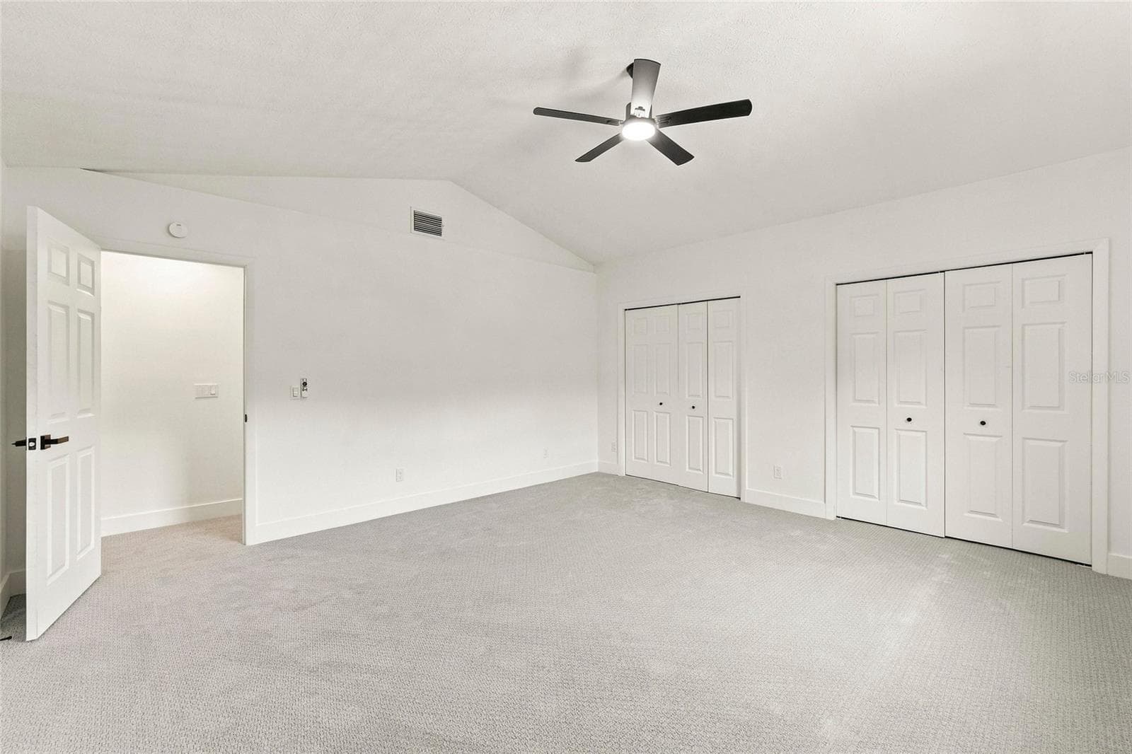 Single Family Residence at 11233 ELMFIELD DR, TAMPA, photo 34 of 38