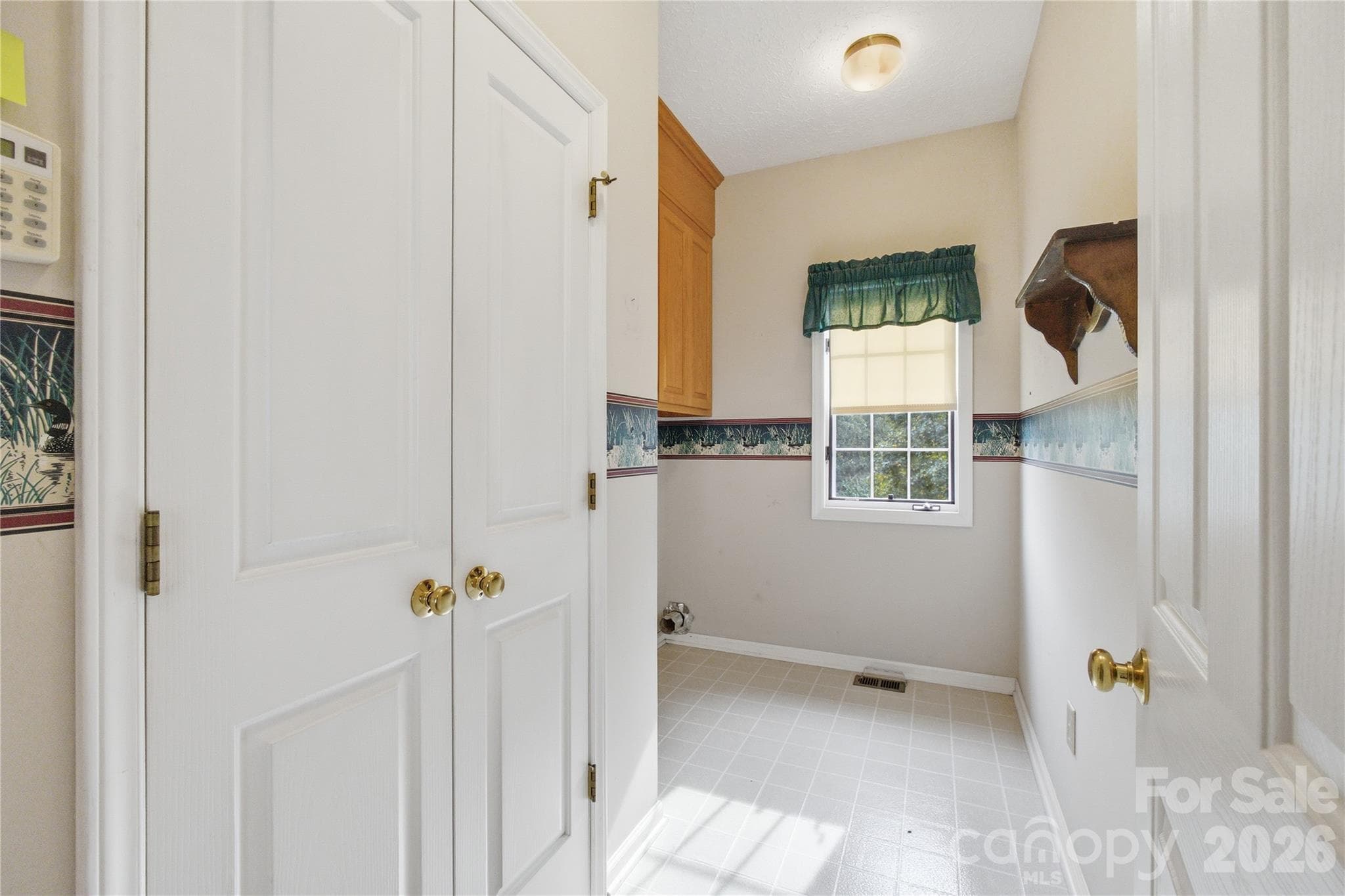 Single Family Residence at 4020 Harris Creek Road, Lawndale, photo 27 of 48