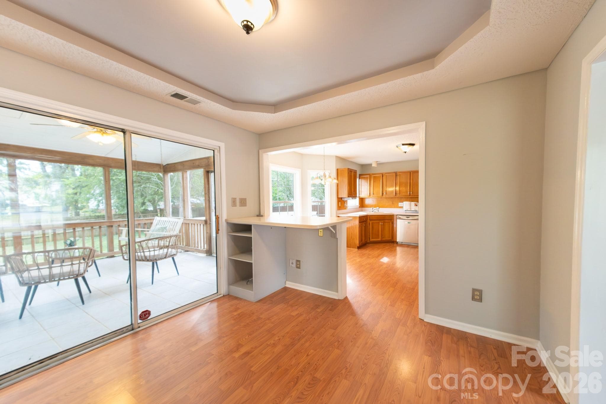 Single Family Residence at 13836 Poppleton Court, Charlotte, photo 15 of 26