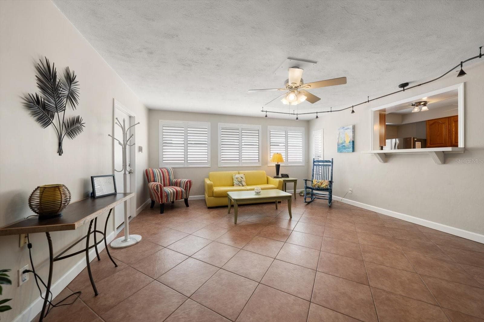 Main home family room area - 1512 GULF BLVD, INDIAN ROCKS BEACH