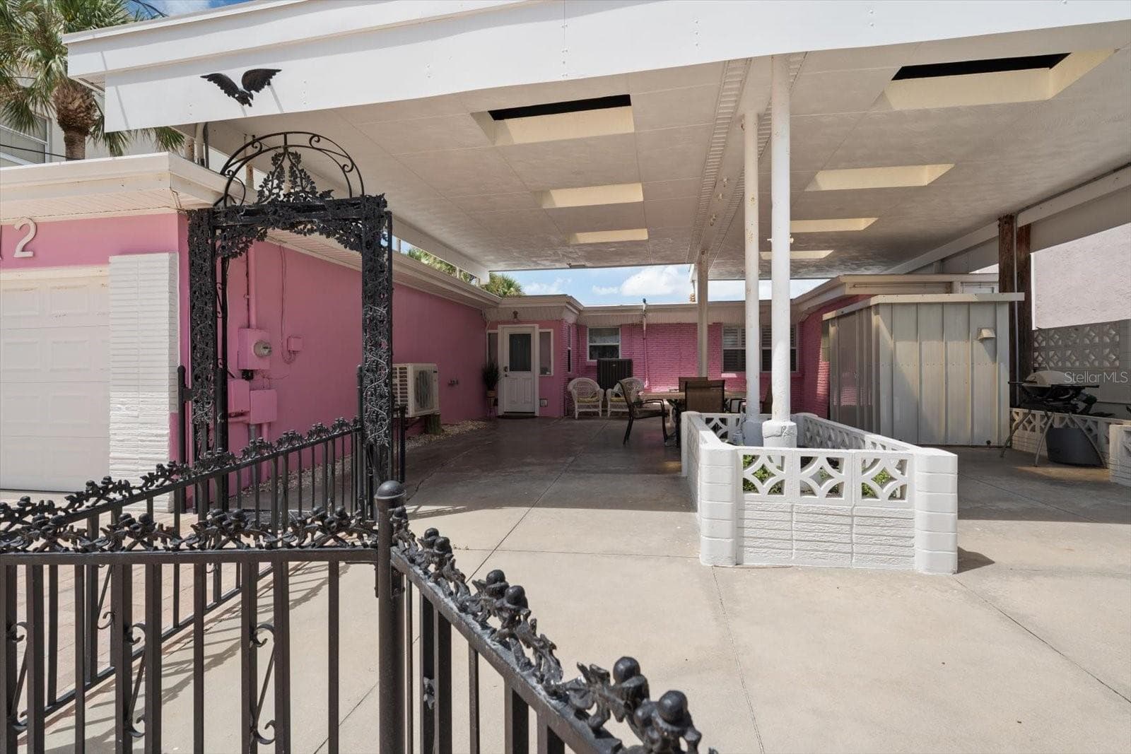 Courtyard area - 1512 GULF BLVD, INDIAN ROCKS BEACH