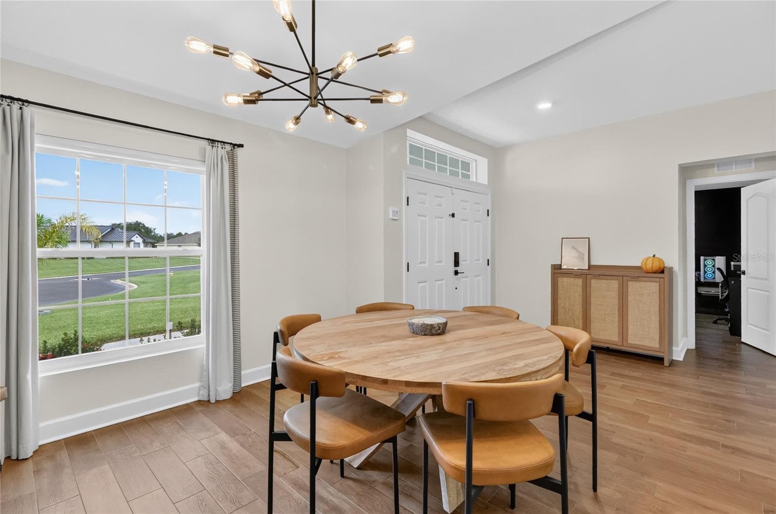 Very light and bright - 5020 MOSS HAMMOCK TRL, SEBRING