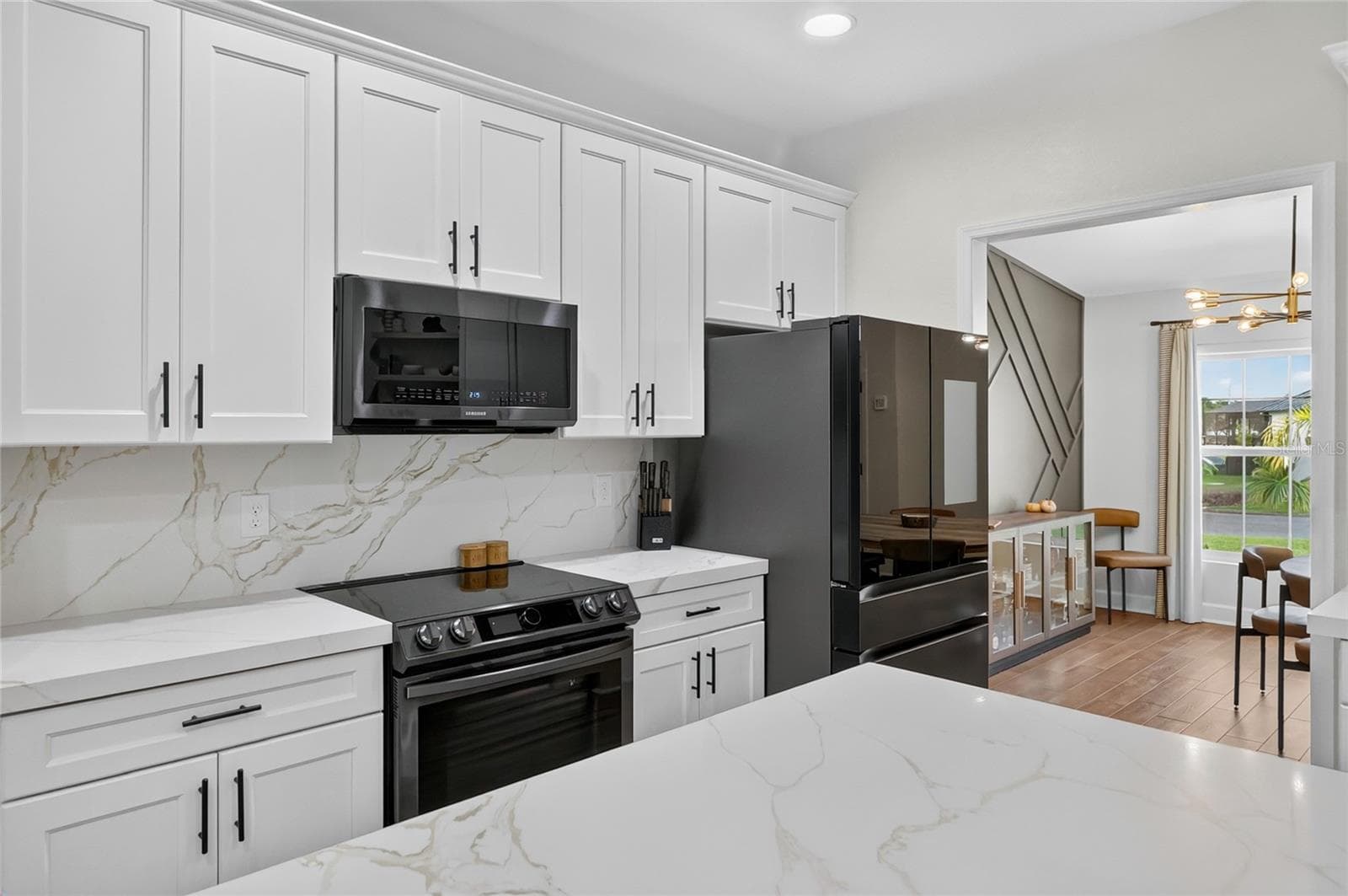 Slate stainless steel appliances - 5020 MOSS HAMMOCK TRL, SEBRING