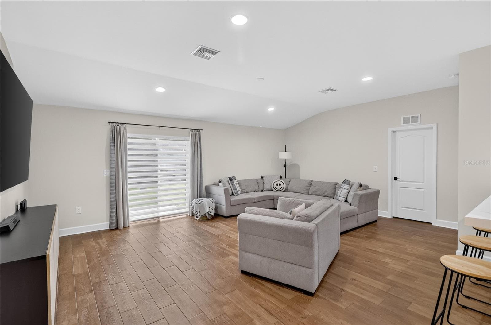 Very large living room - 5020 MOSS HAMMOCK TRL, SEBRING