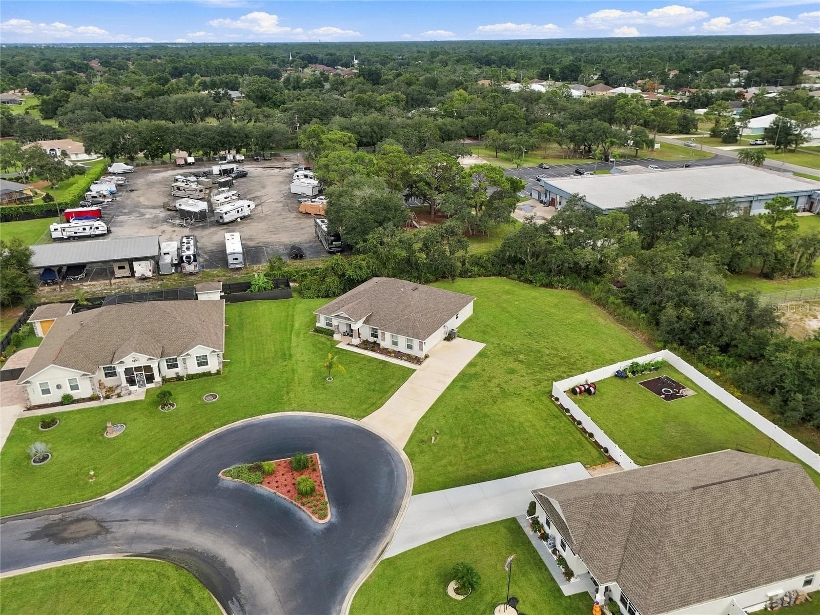Look at that nice long driveway - 5020 MOSS HAMMOCK TRL, SEBRING