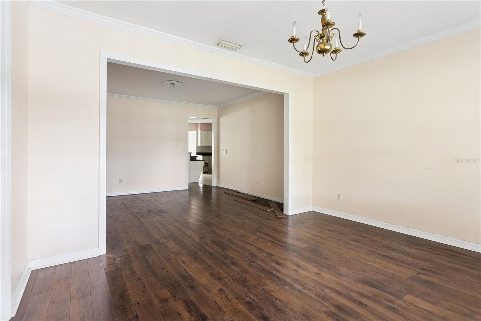 Single Family Residence at 4208 N RIVER VIEW AVE, TAMPA, photo 6 of 25