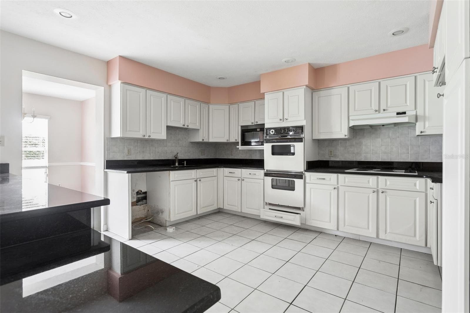 Single Family Residence at 4208 N RIVER VIEW AVE, TAMPA, photo 14 of 25