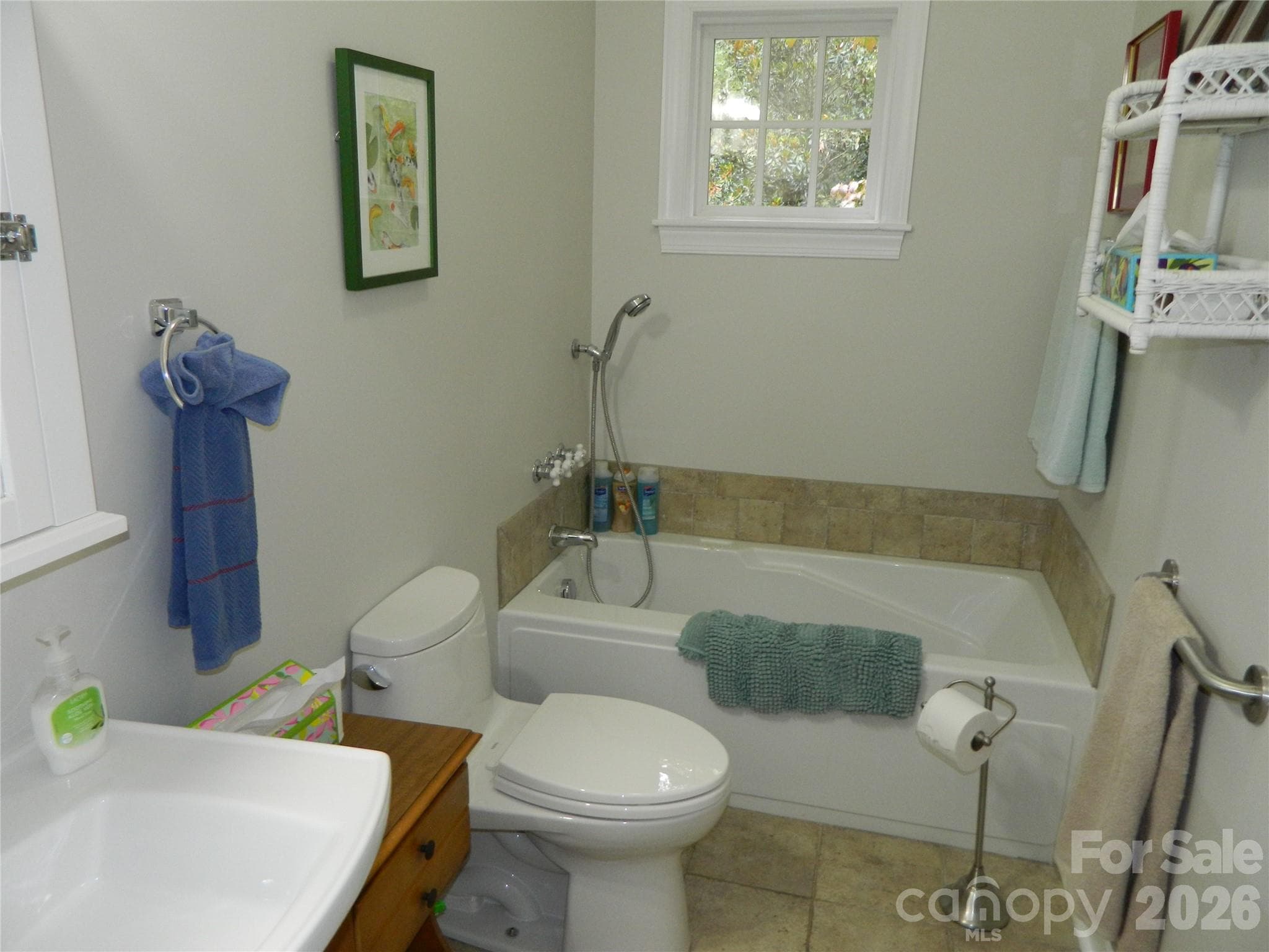 2nd Bedroom Bathroom - 4307 Partridge Court SE, Lenoir