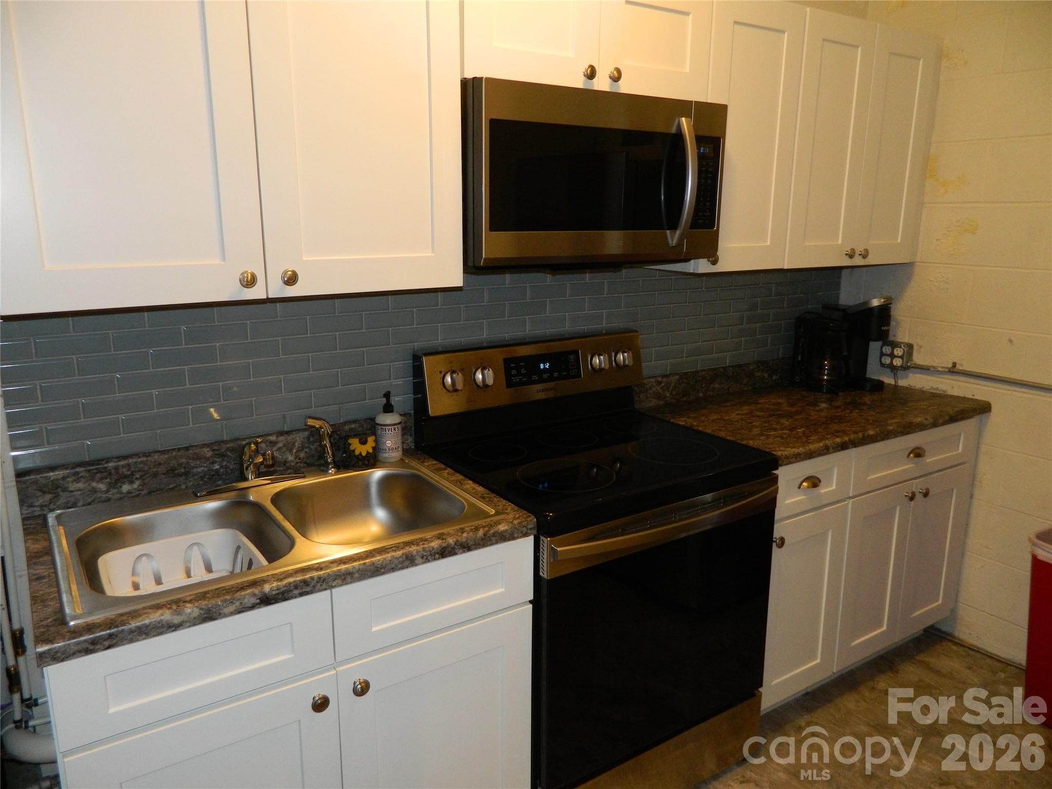 Lower Level Kitchen - 4307 Partridge Court SE, Lenoir