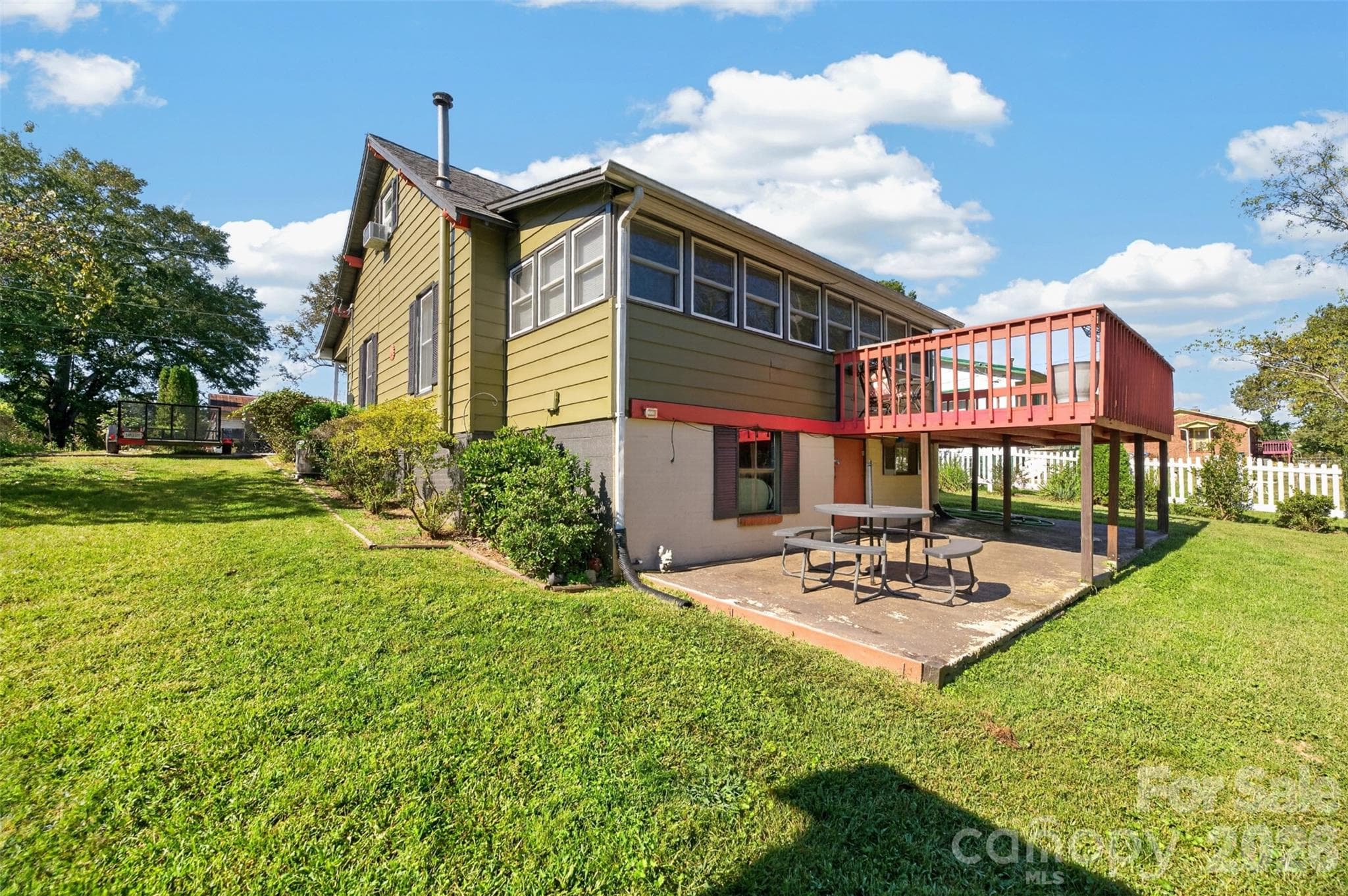 Single Family Residence at 115 Spa Street, Morganton, photo 6 of 37