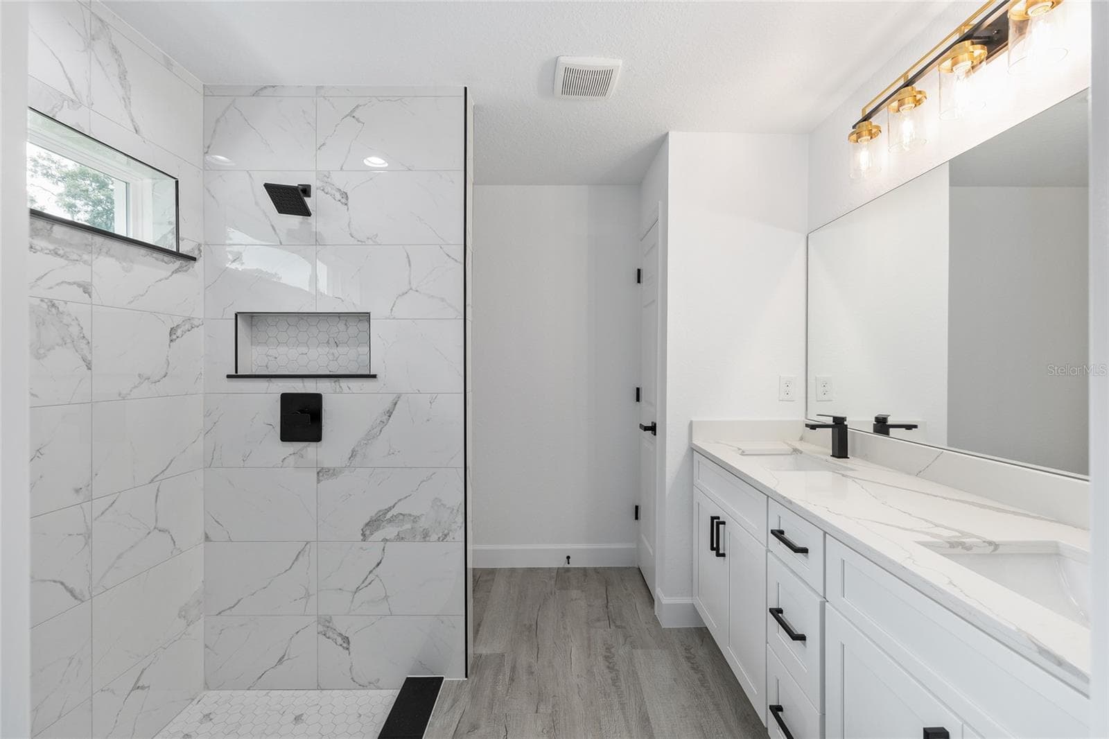 Model Home Primary Bathroom En-Suite - 6501 NW 61ST LN, OCALA