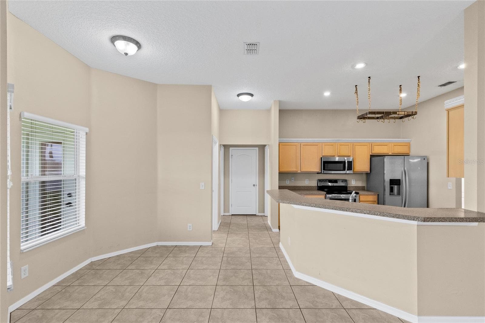 Single Family Residence at 3235 LORIMAR LN, ST CLOUD, photo 10 of 34