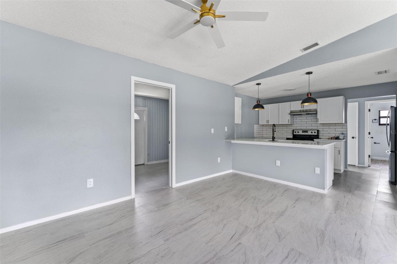 Single Family Residence at 7422 BANBURY TER, PORT CHARLOTTE, photo 6 of 24
