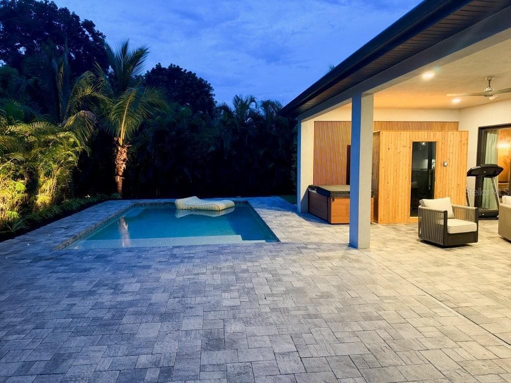 Single Family Residence at 3946 COUNTRY VIEW DR, SARASOTA, photo 96 of 98