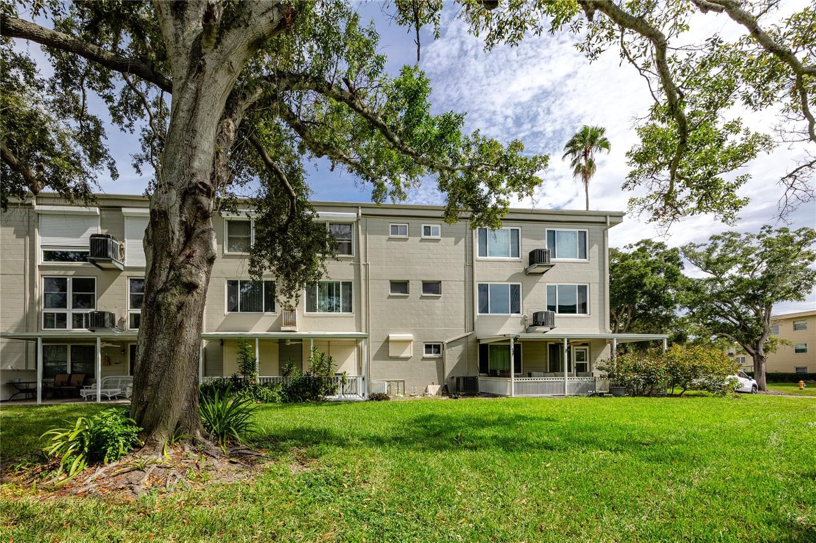 Condominium at 2072 AUSTRALIA WAY W #42, CLEARWATER, photo 32 of 50
