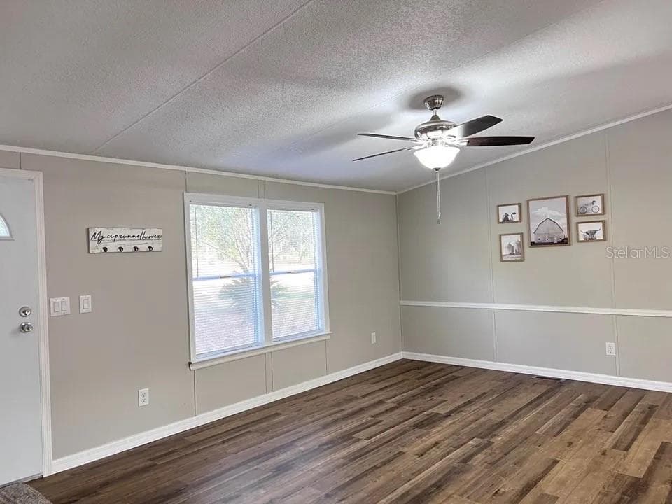 Modular Home at 5801 159TH DR, LIVE OAK, photo 4 of 19