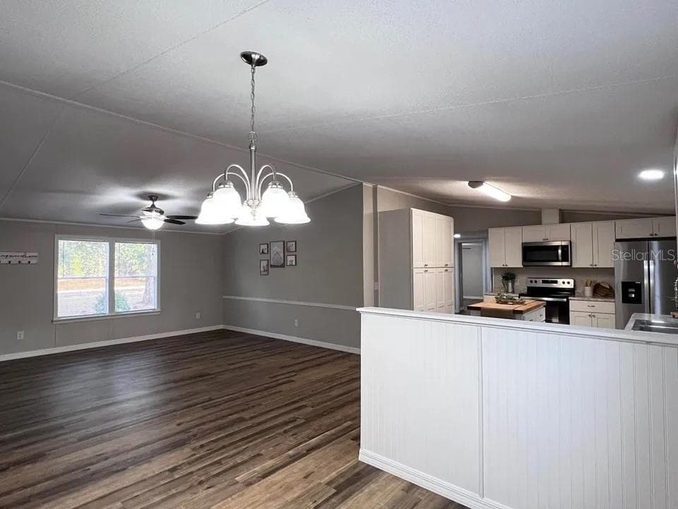 Modular Home at 5801 159TH DR, LIVE OAK, photo 7 of 19