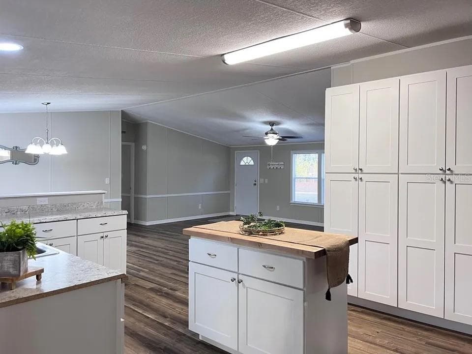 Modular Home at 5801 159TH DR, LIVE OAK, photo 10 of 19