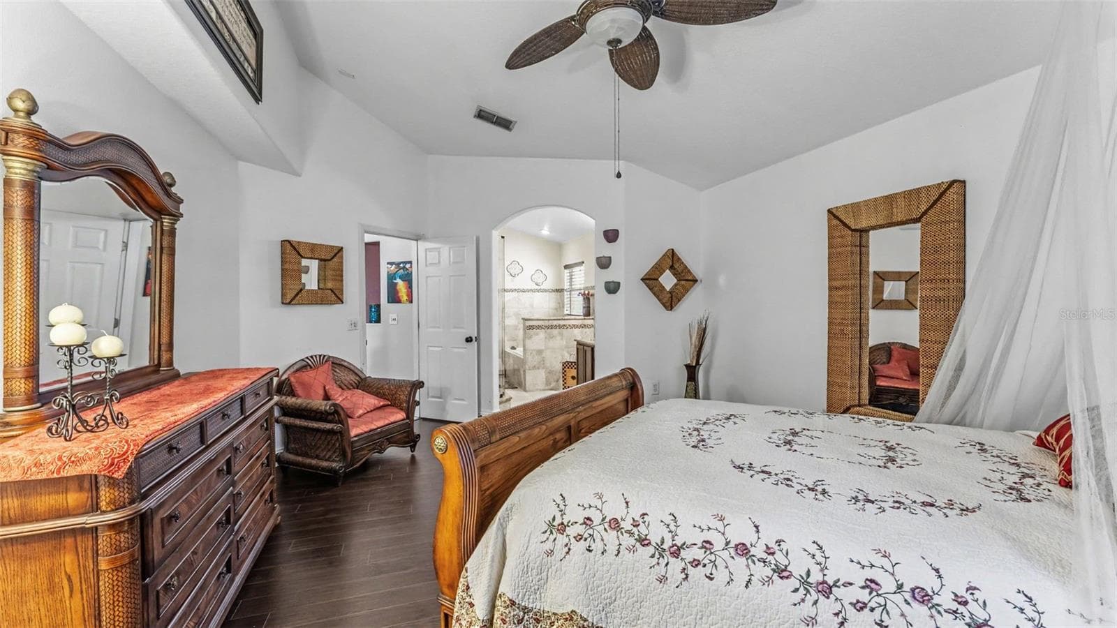 Primary Bedroom - 126 KING GEORGE DR, DAVENPORT