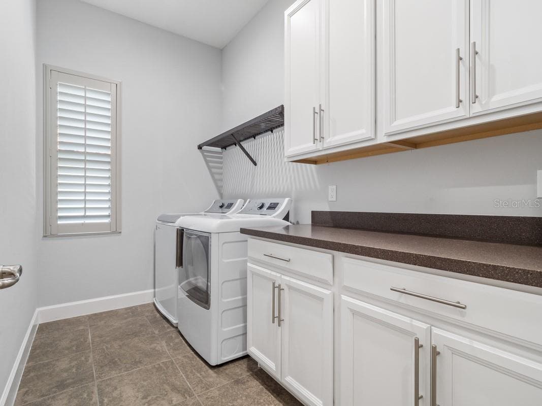 Single Family Residence at 8418 VIA VITTORIA WAY, ORLANDO, photo 37 of 72