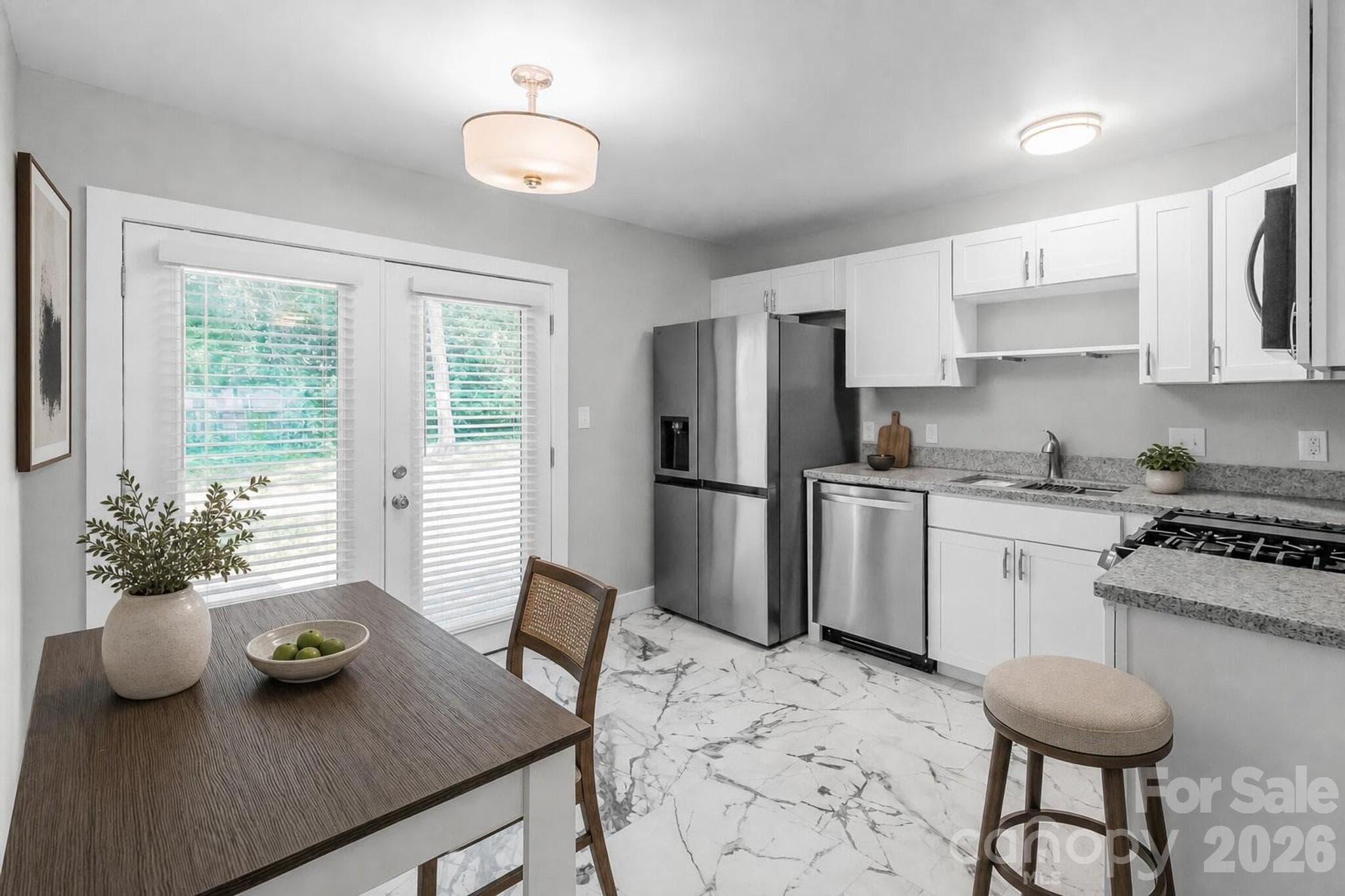 Condominium at 3105 Erskine Drive, Charlotte, photo 6 of 31