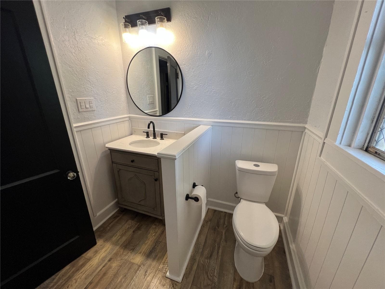 Main Bathroom - 494 BRAINARD AVE, UMATILLA
