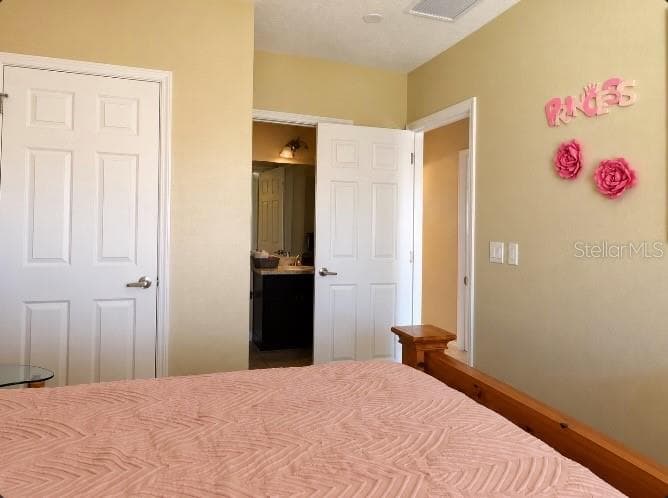 Single Family Residence at 2921 CASABELLA DR, KISSIMMEE, photo 15 of 20