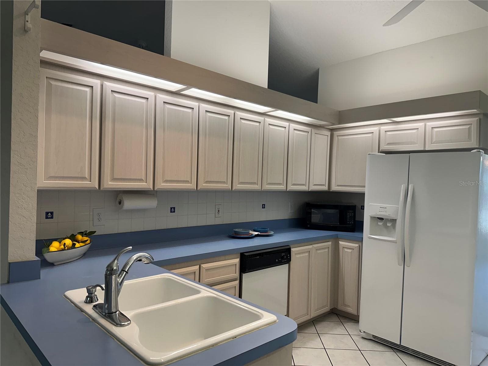 Kitchen - 10816 SW 83RD AVE, OCALA