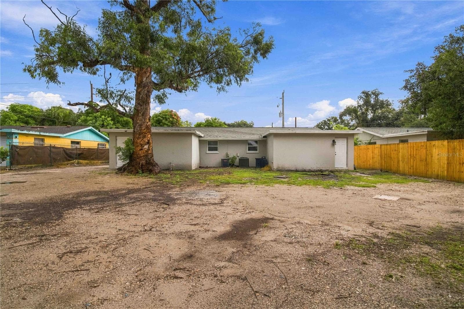 Duplex at 4212 9TH ST E, BRADENTON, photo 27 of 32