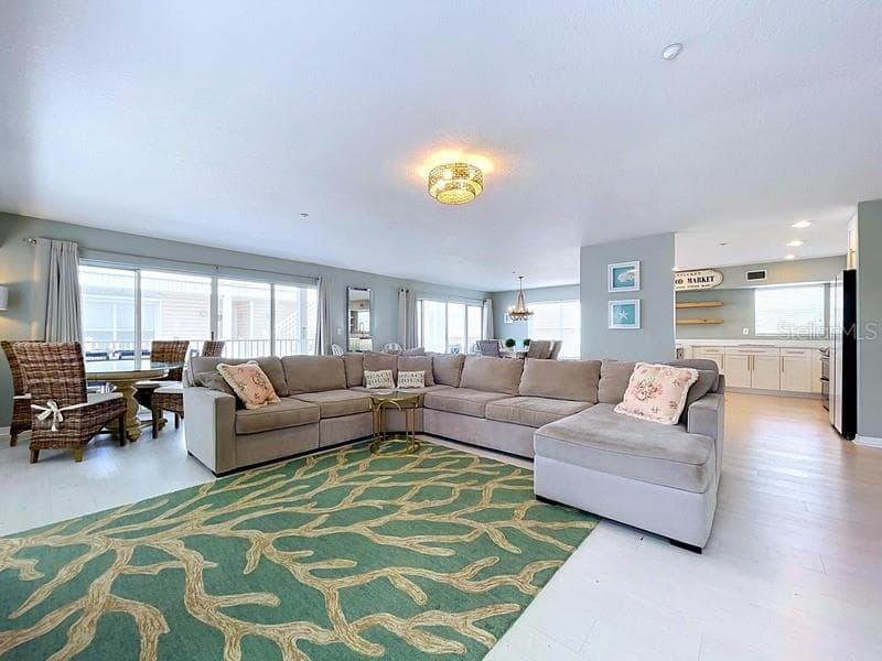 Condominium at 504 GULF BLVD #101, INDIAN ROCKS BEACH, photo 9 of 27