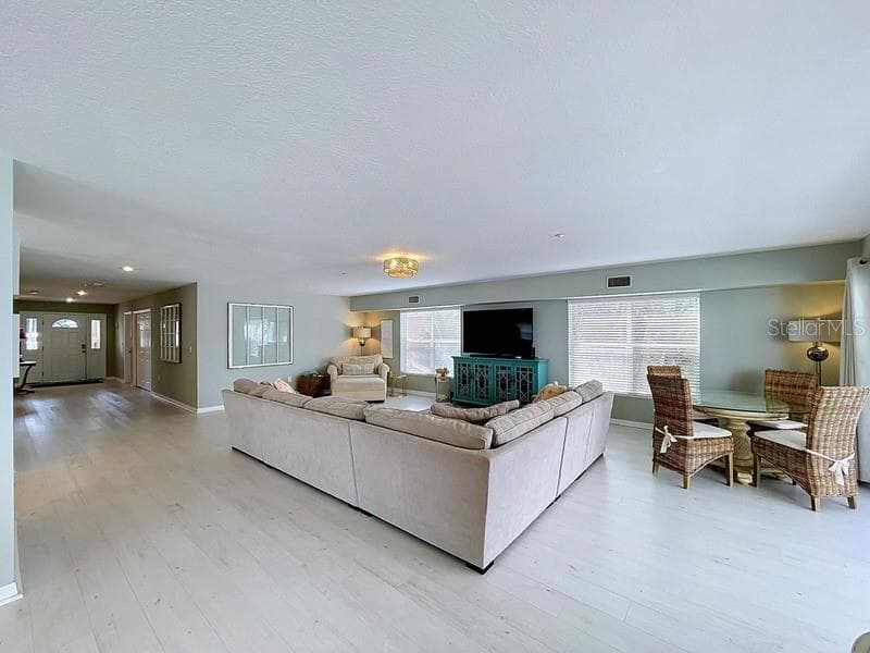 Condominium at 504 GULF BLVD #101, INDIAN ROCKS BEACH, photo 10 of 27