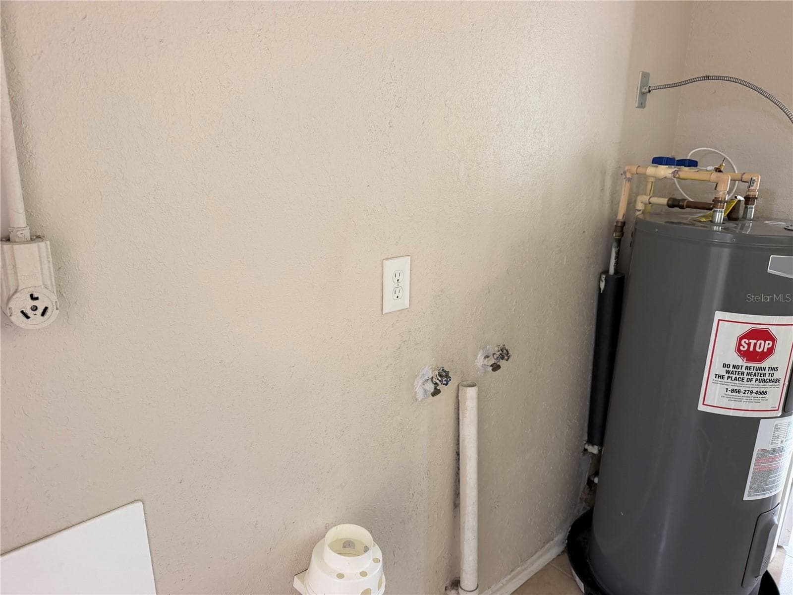 Laundry/Utility - 609 MAGGIE CIR, WINTER HAVEN