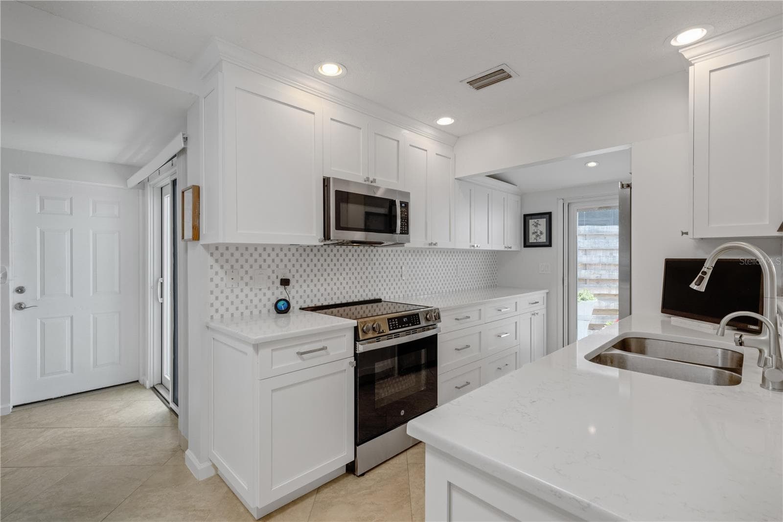 Villa at 214 HOURGLASS WAY #V-4, SARASOTA, photo 9 of 88
