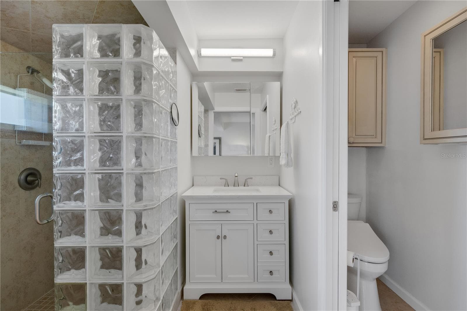 Villa at 214 HOURGLASS WAY #V-4, SARASOTA, photo 15 of 88