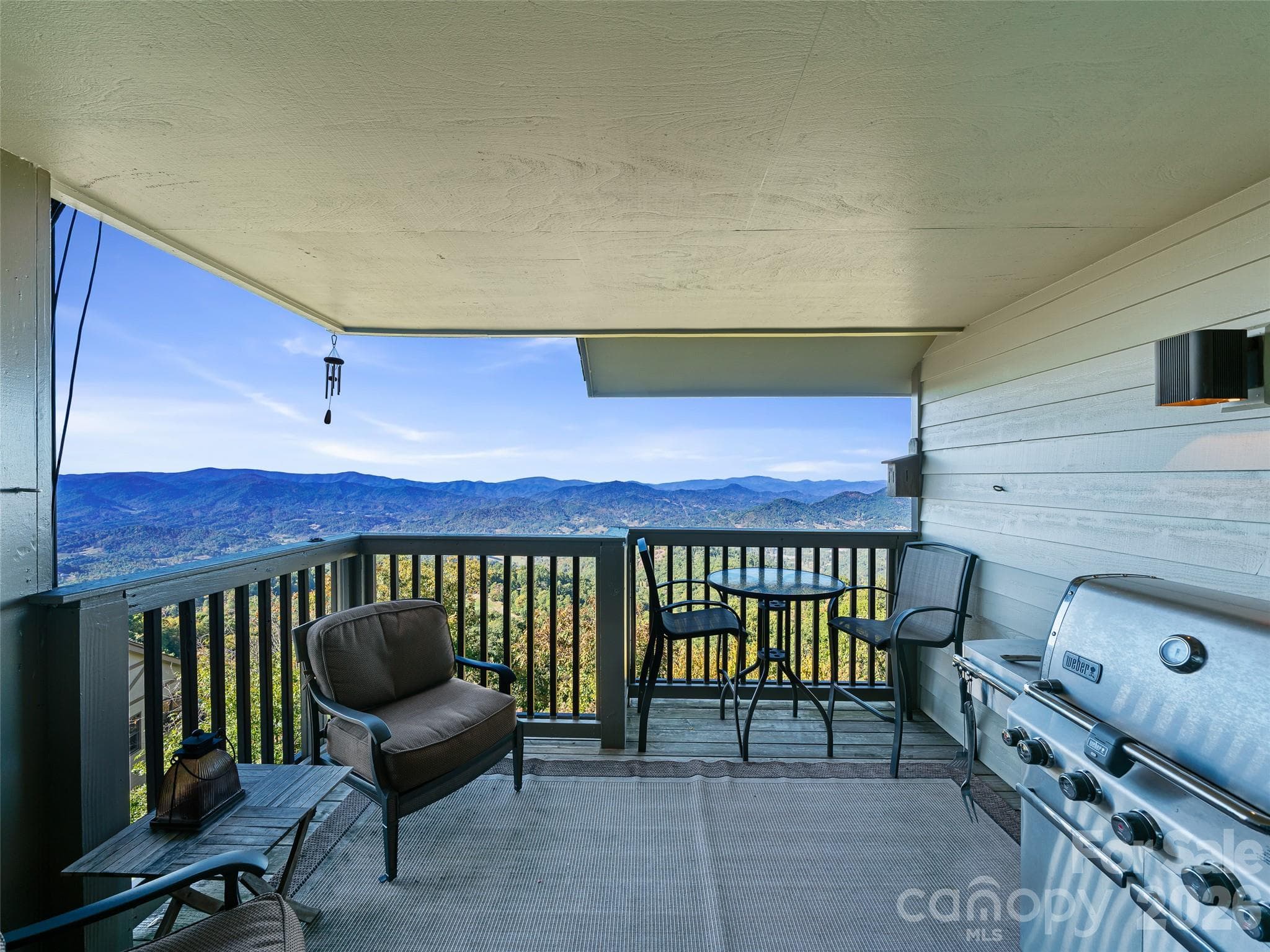 Covered Deck - 80 Slickrock Road, Burnsville