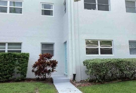 Condominium at 445 32ND AVE N #W104, ST PETERSBURG, photo 2 of 8